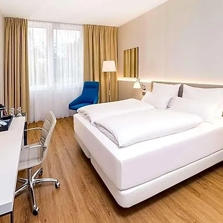 Hotel Nh 4*