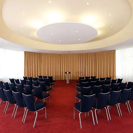 Nh 4* فينهايم