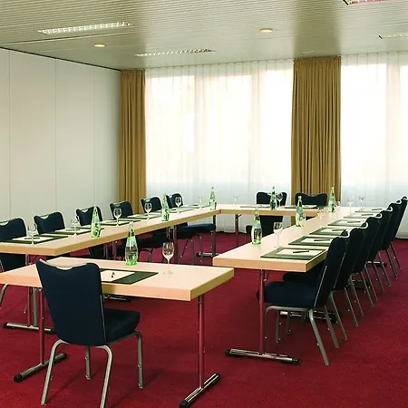 Nh 4* فينهايم